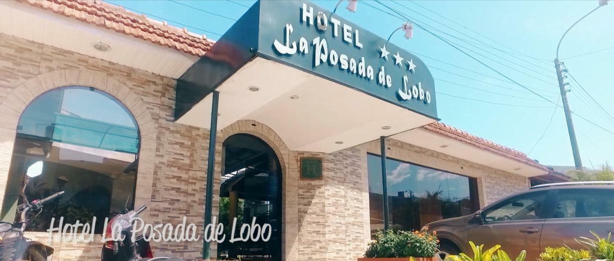 Hotel & Suites La Posada De Lobo Икитос Екстериор снимка